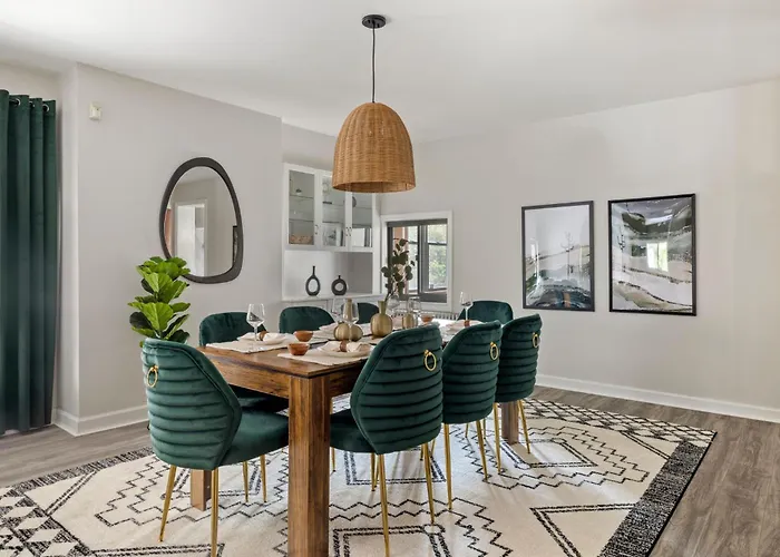 Frühstückspension Contemporary Loft 5-min To Downtown *