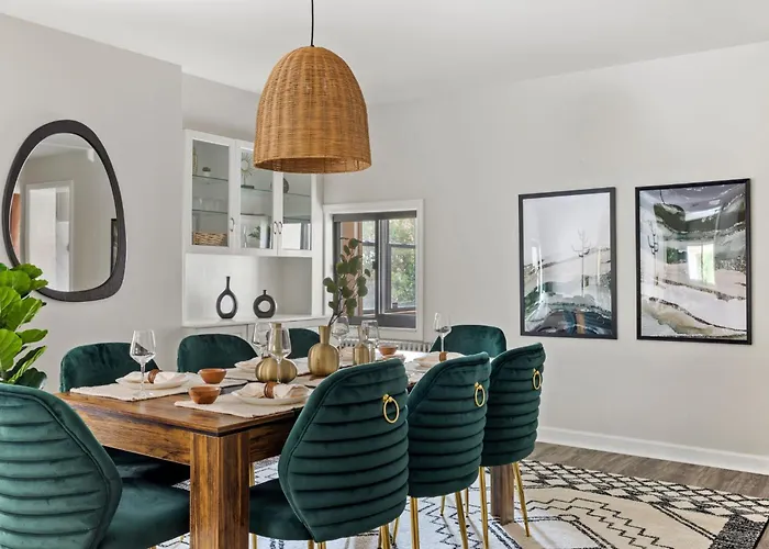Frühstückspension Contemporary Loft 5-min To Downtown
