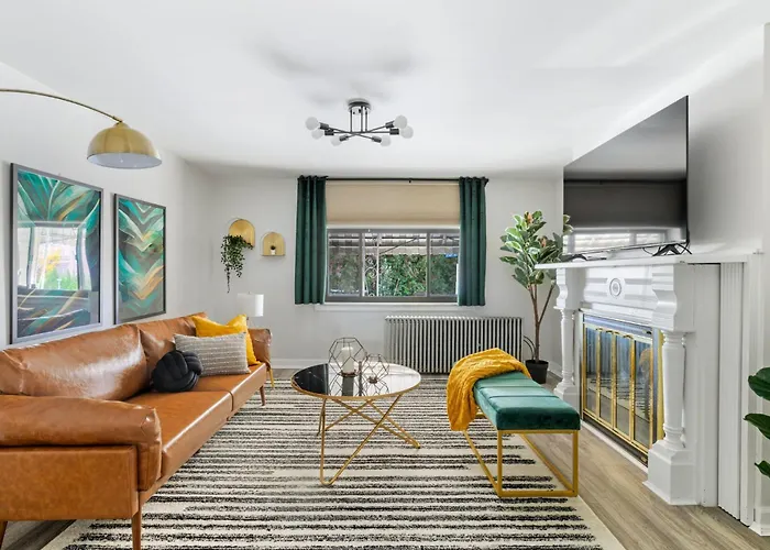 Contemporary Loft 5-min To Downtown